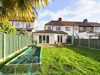 64 Brixham Crescent, photo 3