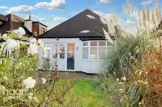 64 Ewellhurst Road, photo 2