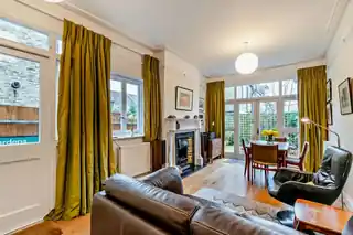 64 Lancaster Avenue, photo 2