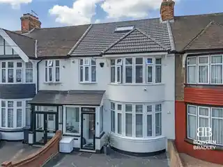 64 Malvern Drive, photo 2