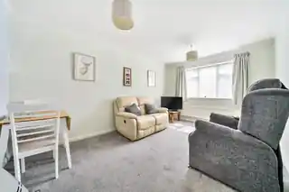 64 Tower Road, photo 2