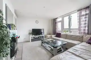 64 Wetherby Road, photo 3
