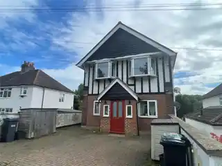 64A Church Lane Avenue, photo 3
