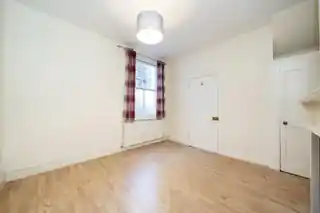 65 Bollo Lane, photo 4