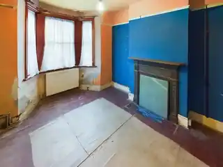 65 Brackenbury Road, photo 2