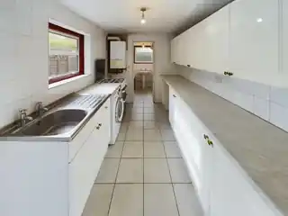 65 Brackenbury Road, photo 4