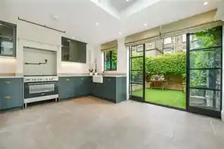 65 Carthew Road, photo 3