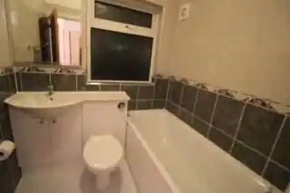 65 Charlton Road, photo 3
