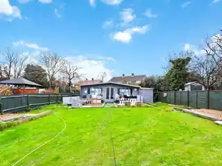 65 Derwent Drive, photo 2