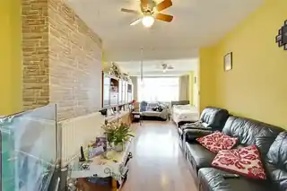 65 Goodwood Avenue, photo 2