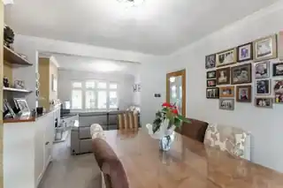 65 Hurlingham Road, photo 4