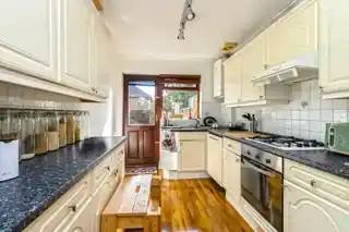 65 New Road, photo 3