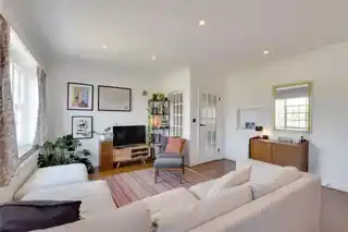 65 Parkside, photo 2