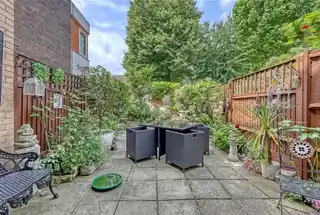 65 Pulteney Close, photo 2