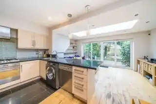 65 Raleigh Road, photo 3