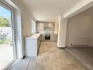 65 Wall End Road, photo 3