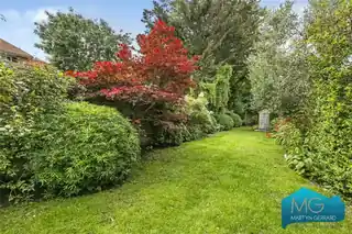 659 High Road, photo 3