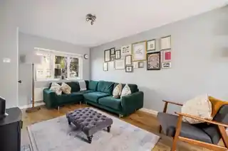 66 Balcorne Street, photo 2