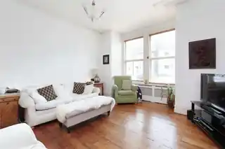 66 Balham Park Road, photo 2