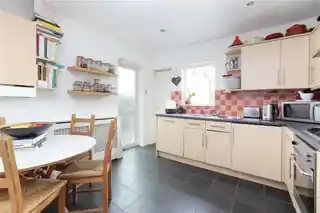 66 Balham Park Road, photo 3
