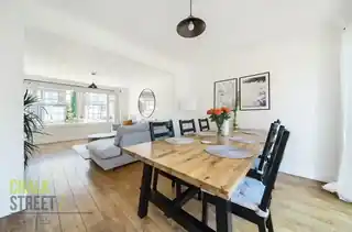 66 Berkeley Drive, photo 3