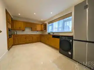 66 Boxgrove Road, photo 3