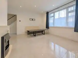 66 Boxgrove Road, photo 2