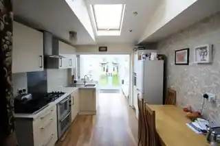 66 Dale Drive, photo 2