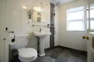66 Dale Drive, photo 4