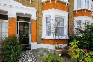 66 Dover Road, photo 3