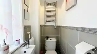 66 Dykewood Close, photo 4