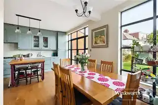 66 Hervey Close, photo 4