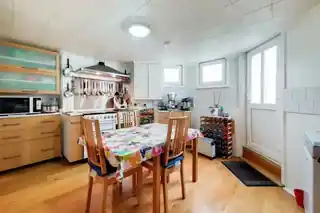 66 Jerningham Road, photo 4