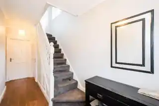 66 Kimberley Road, photo 2