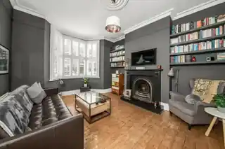 66 Knighton Park Road, photo 3