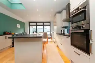66 Mereway Road, photo 2