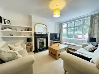 66 Portnalls Road, photo 2