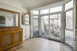 66 Richmond Crescent, photo 3