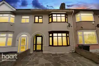 66 Springfield Drive, photo 3