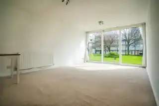 66 Sylvan Road, photo 2