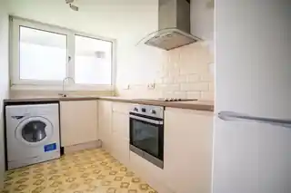 66 Sylvan Road, photo 3