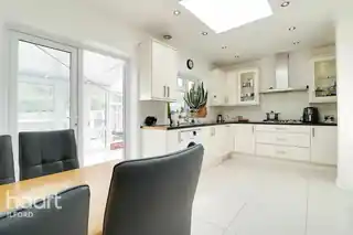 66 Thornton Road, photo 3