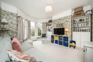 66A Burnbury Road, photo 2