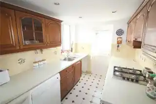 67 Bittacy Rise, photo 4