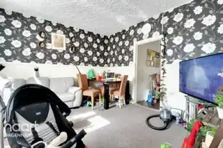 67 Blackborne Road, photo 2