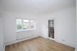 67 Costons Lane, photo 3
