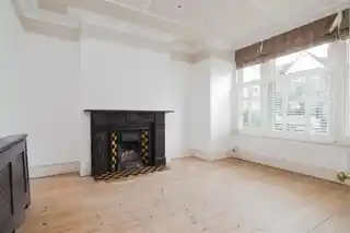 67 Elm Grove Road, photo 2