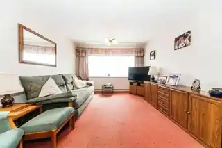 67 Elm Road, photo 3