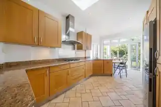 67 Gartmoor Gardens, photo 3
