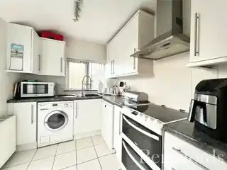 67 Kenilworth Gardens, photo 2